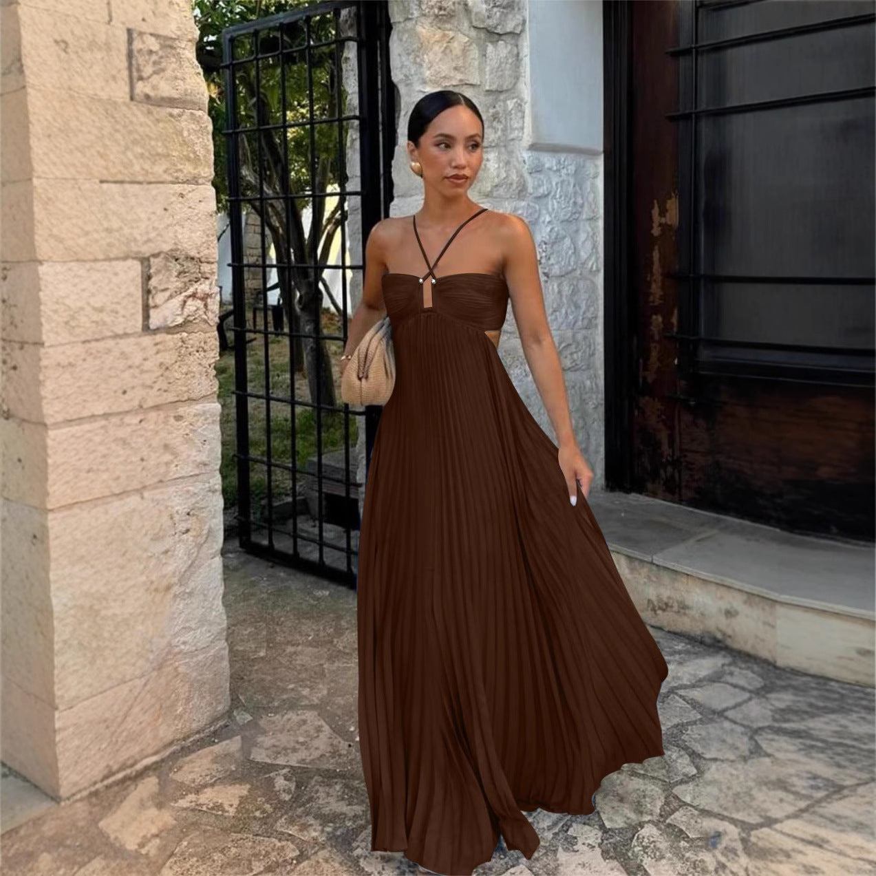 Robe plissée sans manches